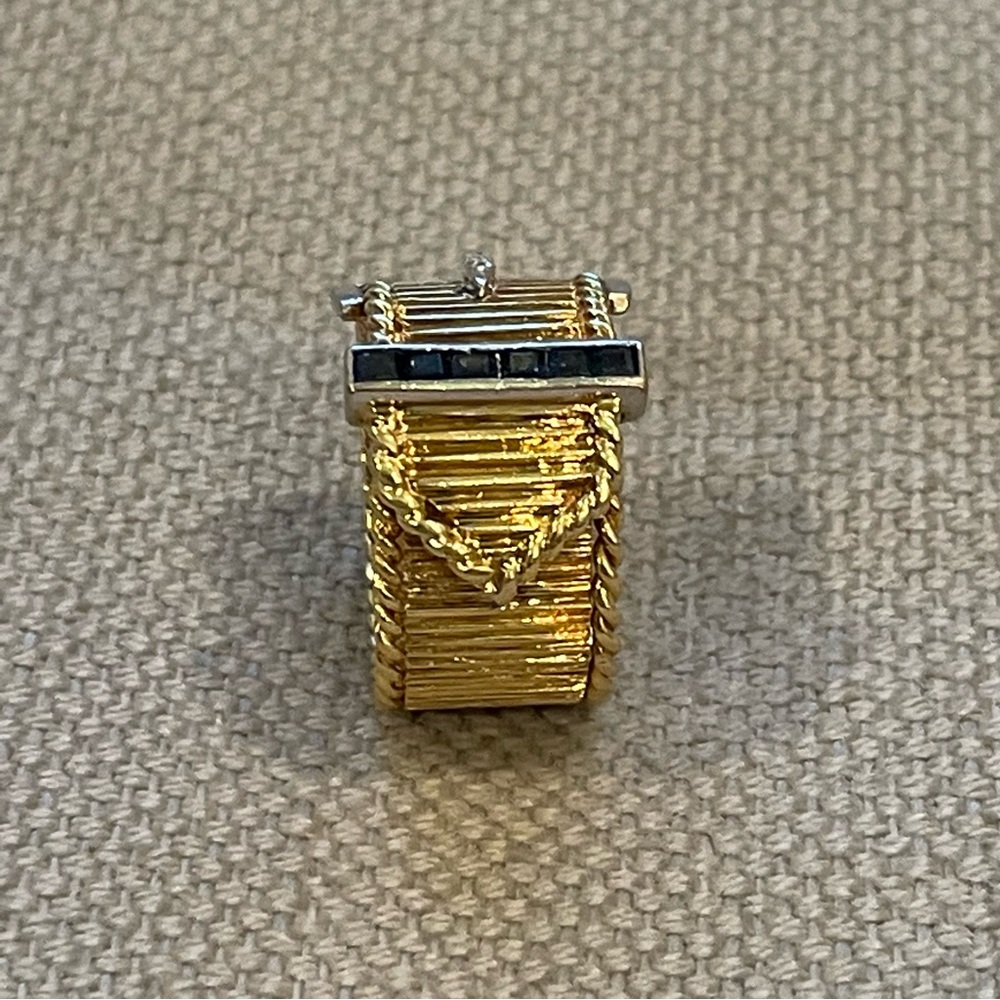 Vintage💙18KT Gold💙 Diamond and Sapphire Mini Belt Buckle Ring - Picture 13 of 15